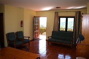 Casona Rural Los Trobos Hotel Villar de Otero Екстериор снимка